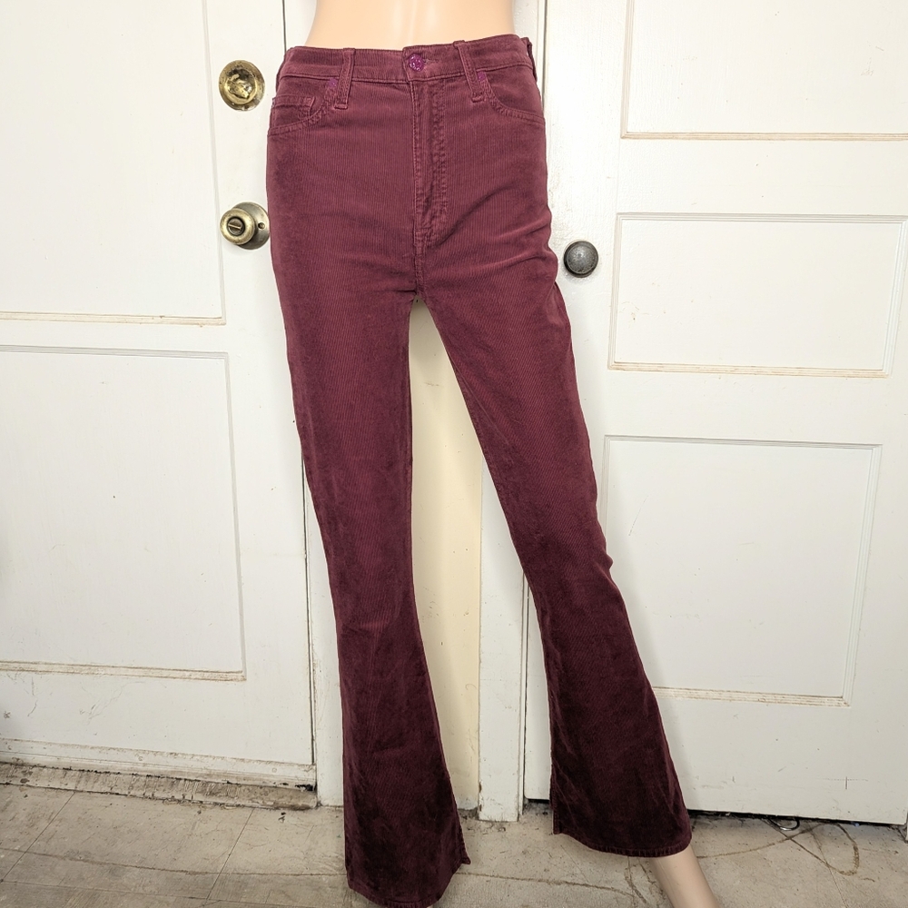 7 For All Mankind Tailorless UHR Skinnyboot Corduroy in Burgundy Size 27